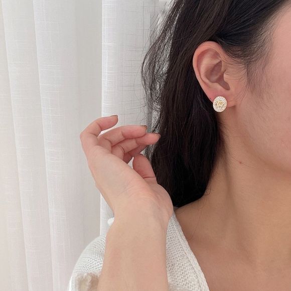 New Bridgerton Inspired Rose Coin Gold Earrings 14K Gold Filled over 925 Silver - Picture 5 of 6